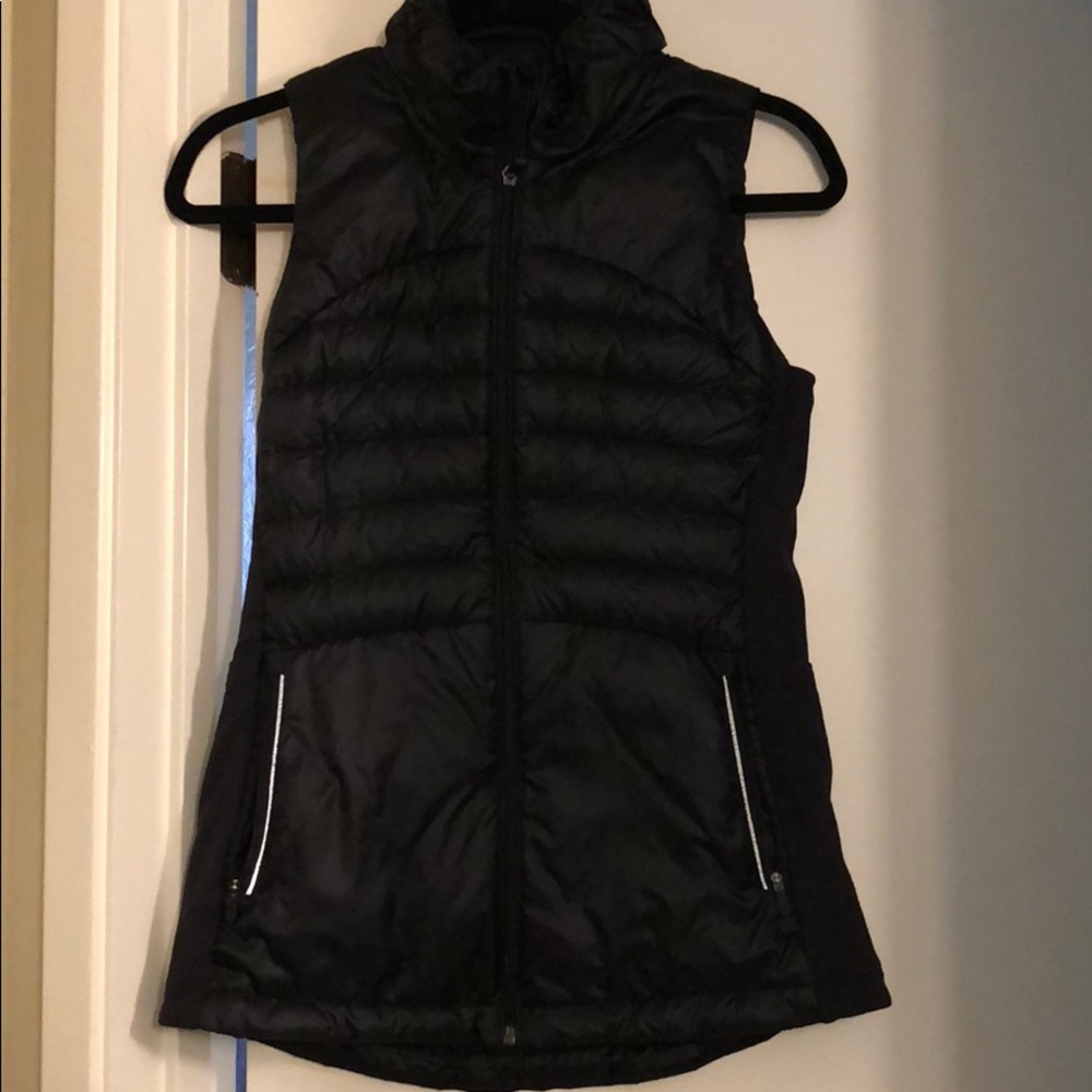 Lululemon Black down vest